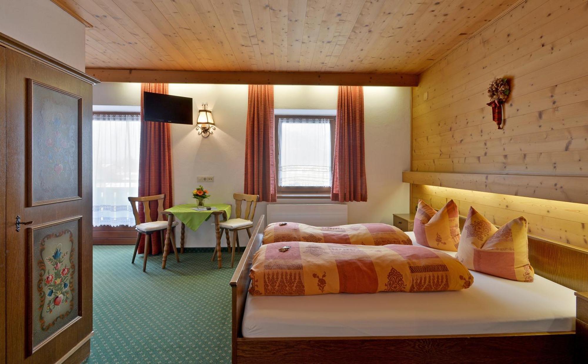Pension Huettwirt Kossen Room photo